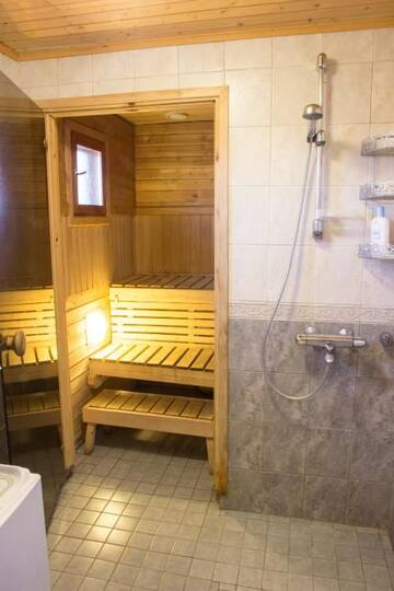 Фото номера Коттедж Отели типа «постель и завтрак» Herranniemi Guesthouse г. Вуонислахти 4